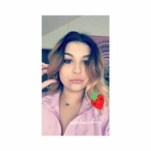 Meet your Posher, Maddie